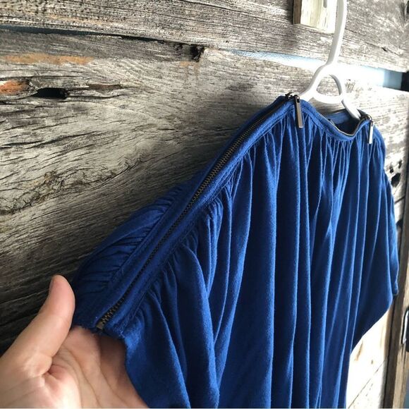 UK2LA Size Large Blue Adjustable Zippered Neck Top - Picture 3 of 5